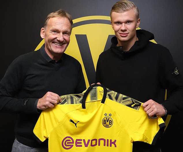 欧洲多家媒体批评莱万飞点：他罚出西甲史上最糟糕的点球之一