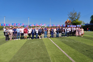 五位评论员对萨拉赫令人尴尬不尊重人进球做出反应斯洛特得到解决（五位评论员热议萨拉赫被指不尊重的争议进球，斯洛特难题告破）