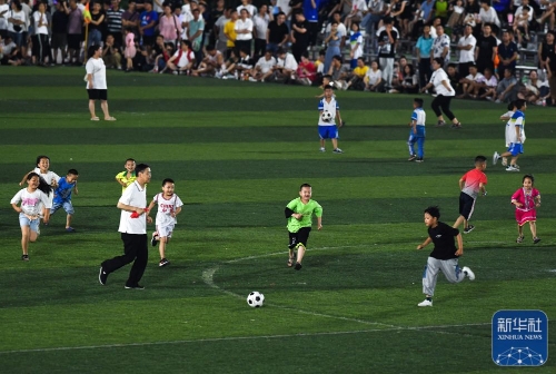 西媒：皇马多位球员复出，马斯坦托诺本轮联赛或直接首发（西媒称：皇马多人伤愈回归，马斯坦托诺本轮有望直接首发）