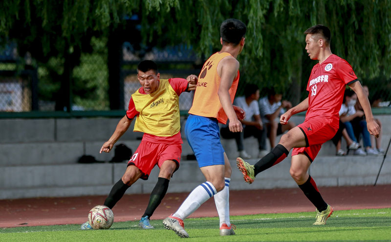 米体：吉尔摩考虑手术治疗耻骨炎，可能缺席至明年一月（米体：吉尔摩或接受耻骨炎手术，伤停恐至明年1月）