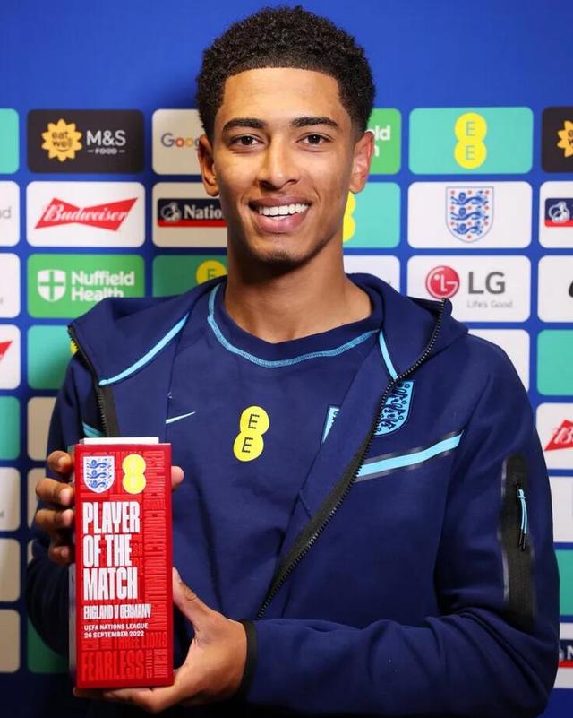 米体：罗马想冬窗租借齐尔克泽，若晋级欧冠会自动触发买断（米体：罗马计划冬窗租借齐尔克泽，若跻身欧冠将自动触发买断条款）