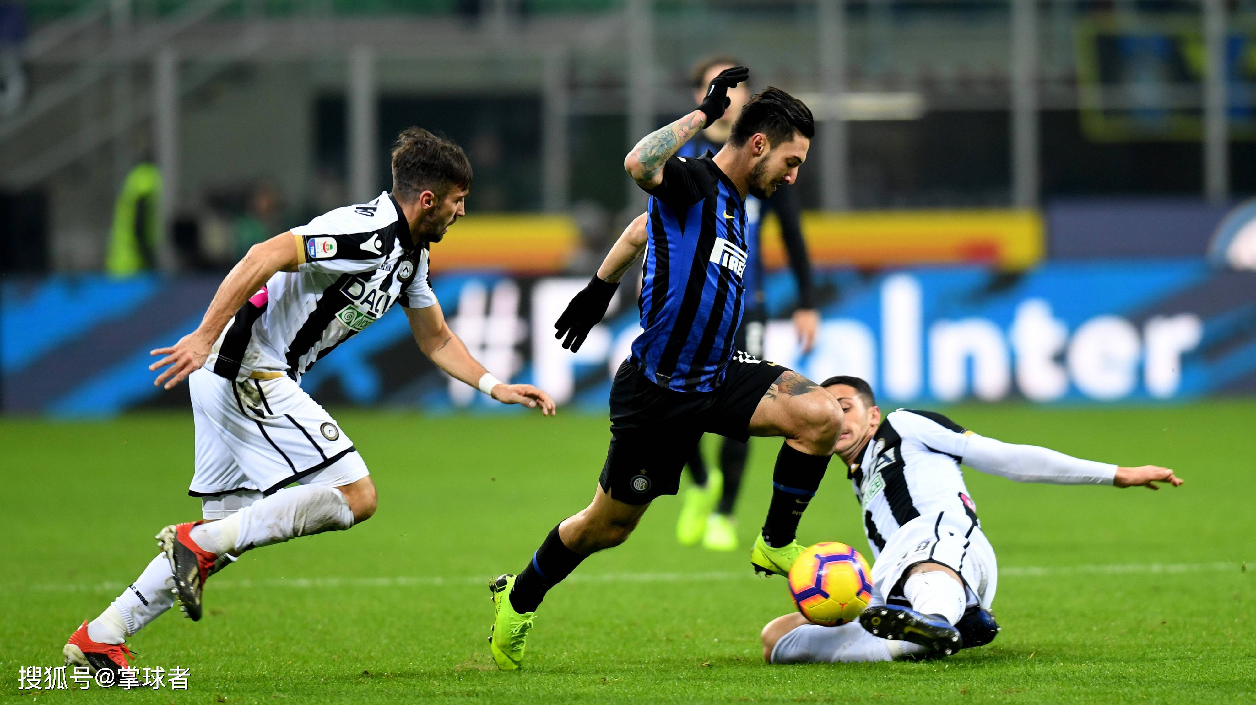 WTT总决赛：王曼昱4-1战胜朱芊曦，半决赛将战陈熠（WTT总决赛：王曼昱4-1击退朱芊曦，半决赛对阵陈熠）