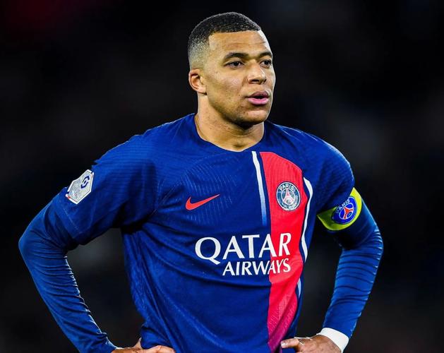 篮球篮网全队完成高强度训练（篮网全队结束高强度合练）