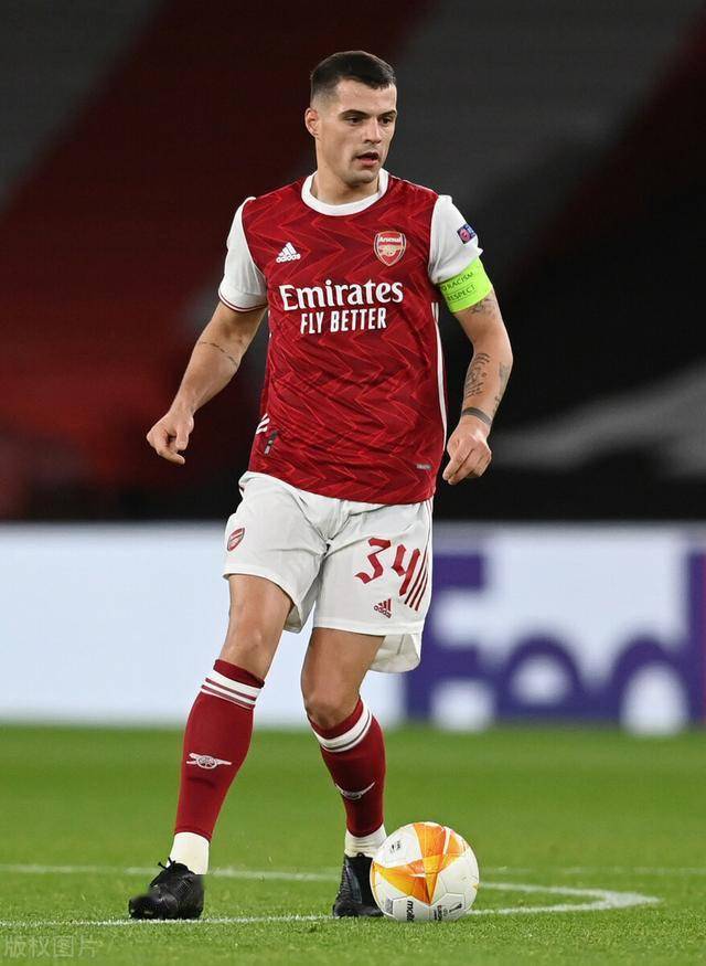 西甲：巴萨4-1大胜瓦伦西亚（西甲：巴塞罗那4-1轻取瓦伦西亚）